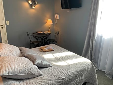 Classic Single Room