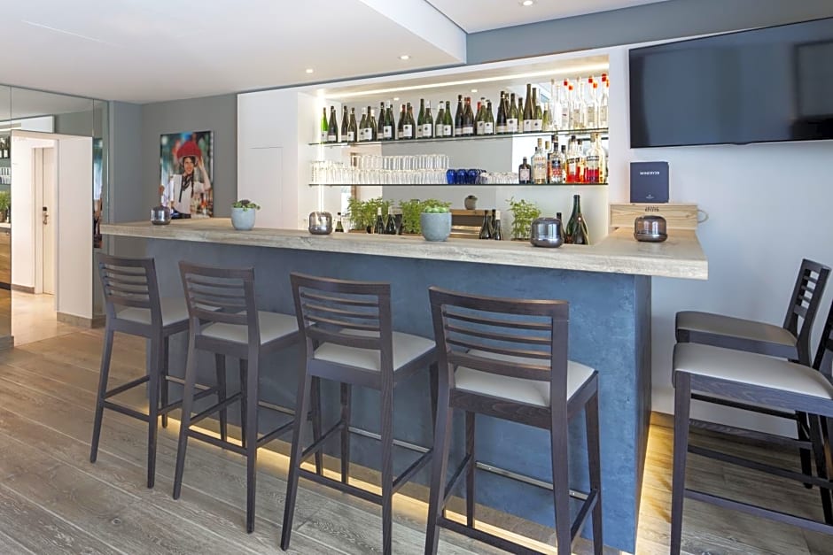 The Alex Hotel