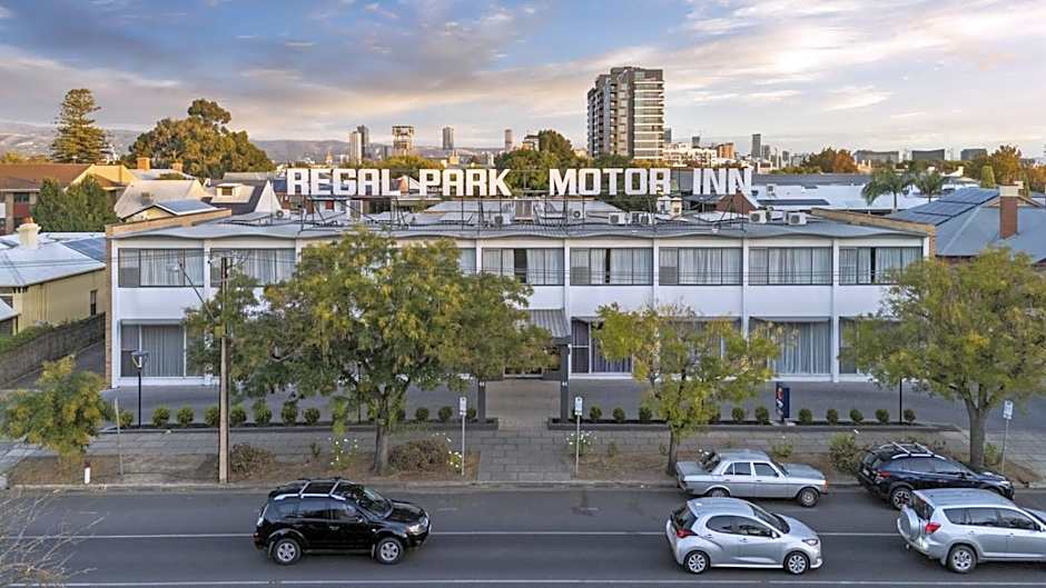 Comfort Inn Regal Park