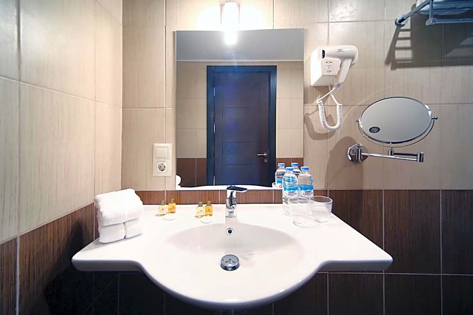 Tskaltubo Plaza Hotel