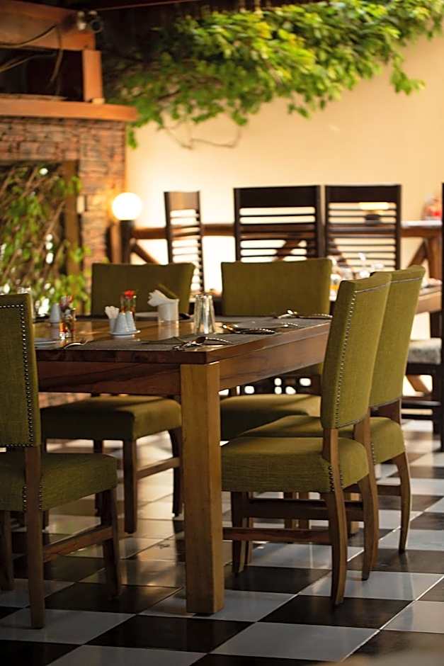 Tulia Boutique Hotel & Spa