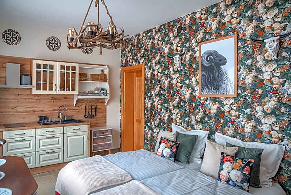 Rich Witch Villa&SPA