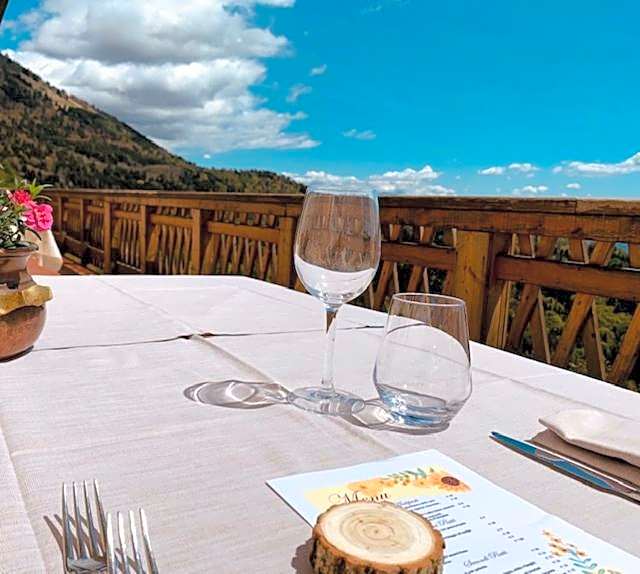 Albergo Croce d'Aune