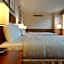 LIC Manhattan View Hotel