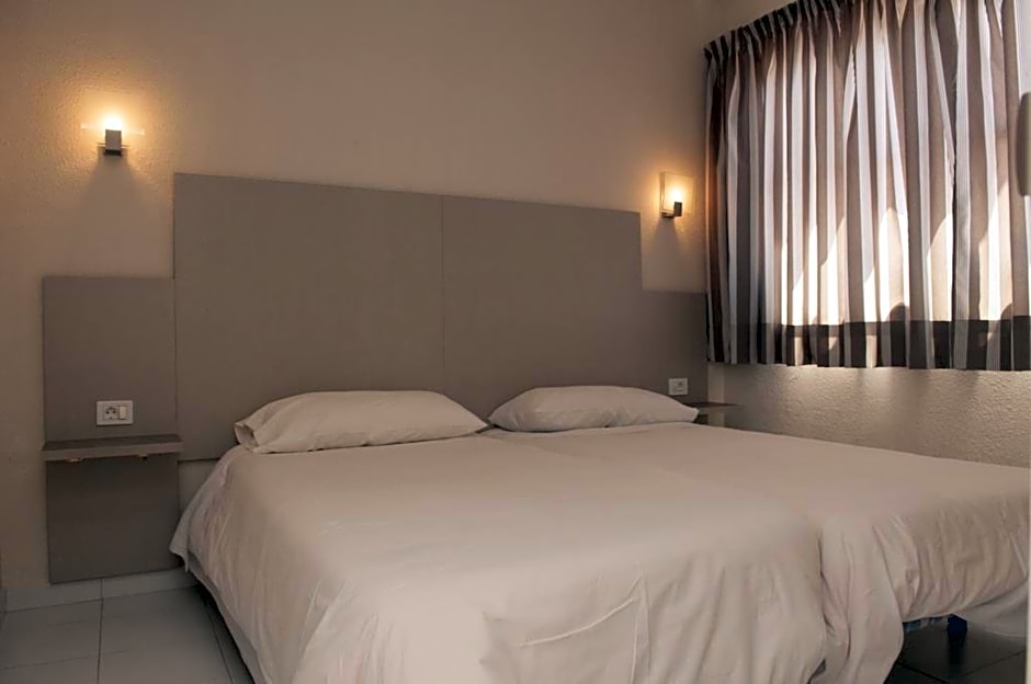 Photo 1 of 1 of 1 Bedroom Apartment