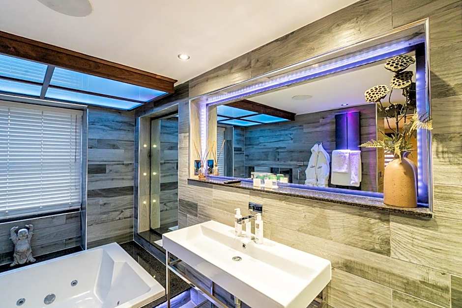 Church Suites by The Cranleigh Boutique