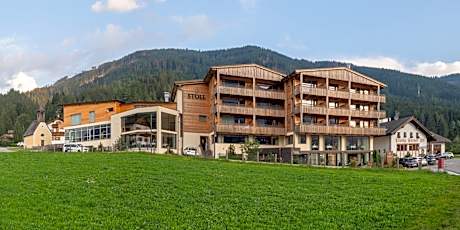 Alpine Nature Hotel Stoll