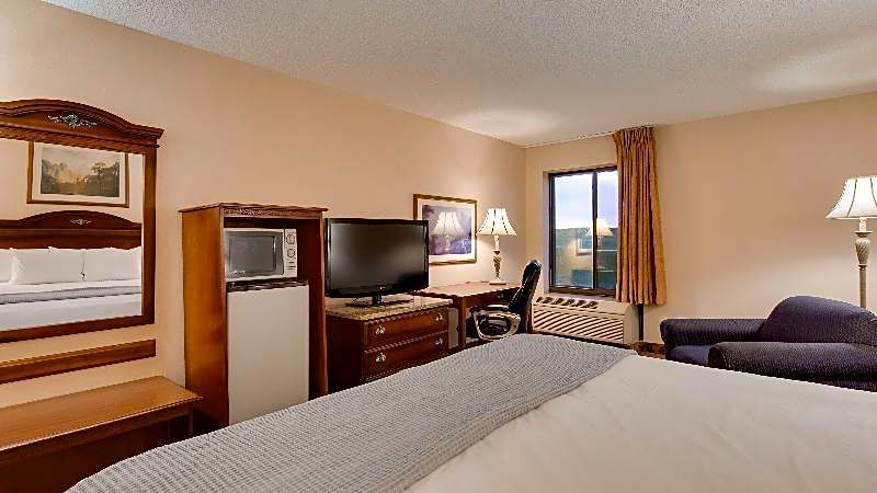 SureStay Plus Hotel by Best Western Chey