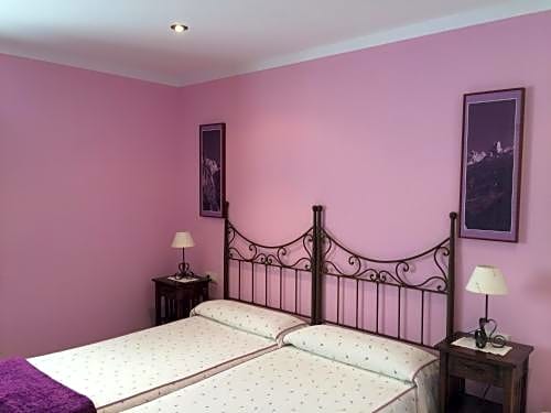 Hotel Rural El Texeu