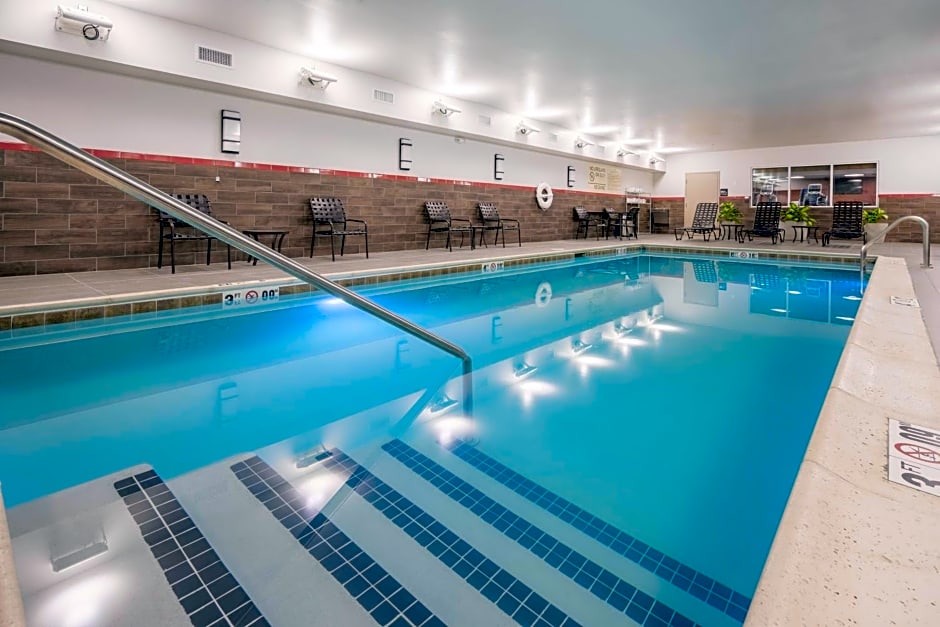 Hampton Inn By Hilton Oxford, ME
