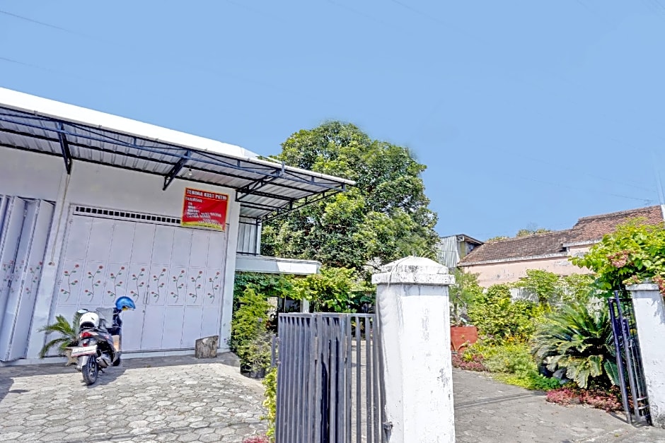 OYO Life 92937 Kost Putri Sarkara Syariah