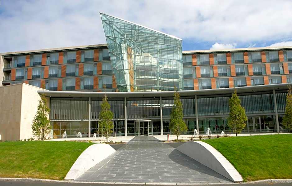 Pillo Hotel Ashbourne Leisure Club & Spa