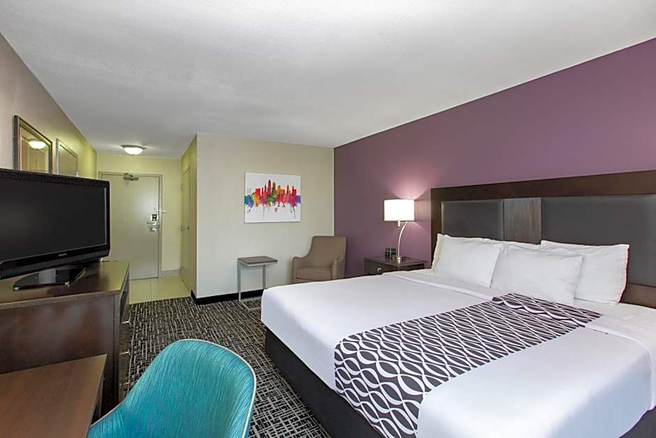 La Quinta Inn & Suites by Wyndham Blue Springs