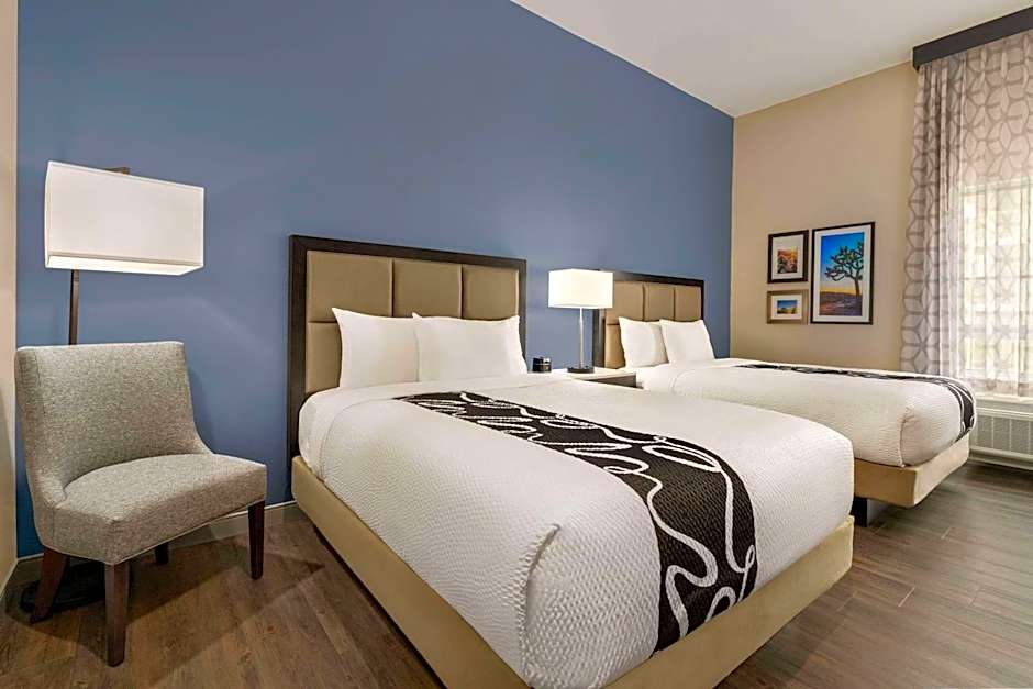 La Quinta Inn & Suites by Wyndham San Bernardino