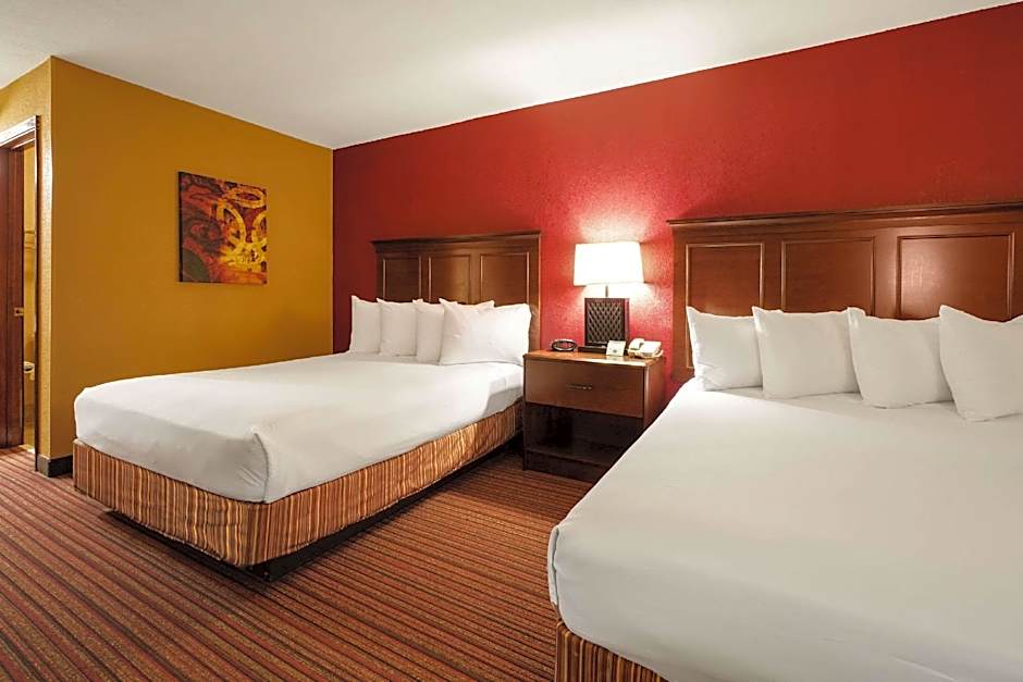 Quality Inn & Suites West Helena