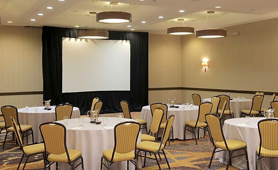 Embassy Suites by Hilton Seattle Bellevue
