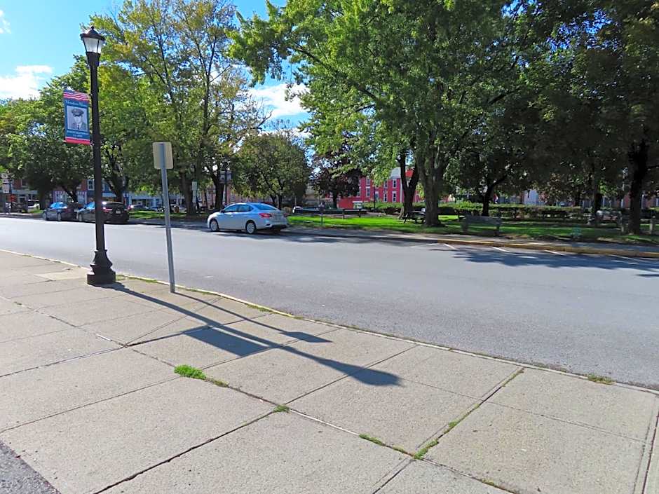 St. Charles Hotel - Hudson