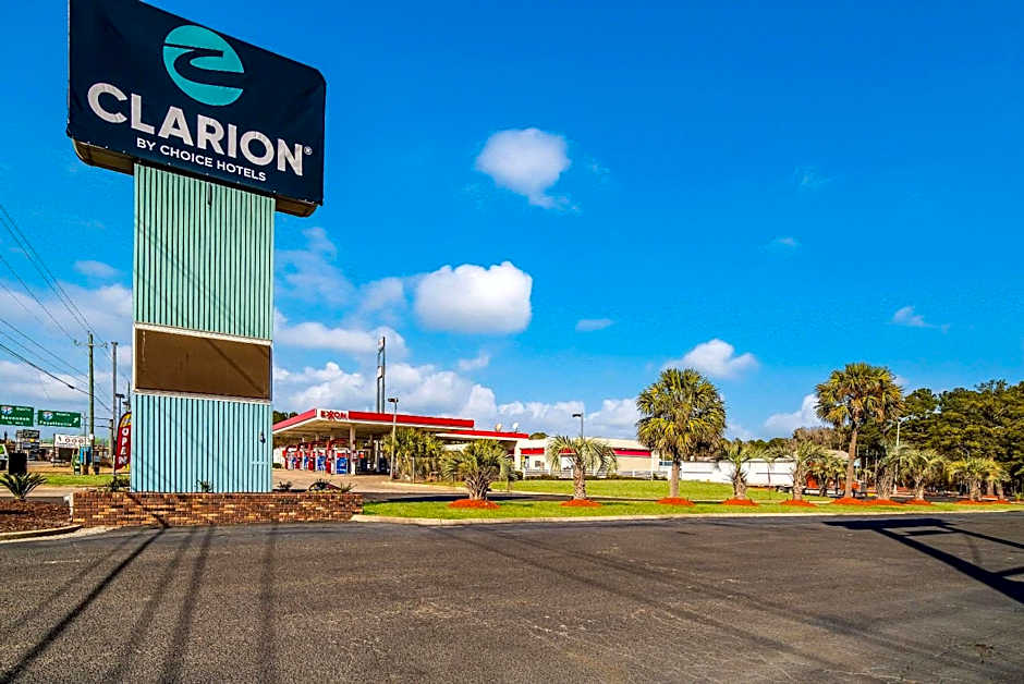 Clarion Inn & Suites