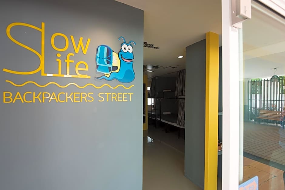 Backpacker Street Airport Place