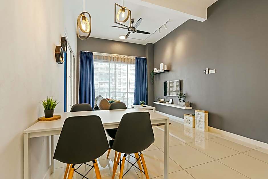 Puchong Skypod Residence, 1-5 pax with Balcony Unit, Walking Distance to IOI Mall, 10min Drive to Sunway