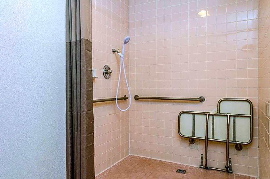 Motel 6 Oakdale, Ca