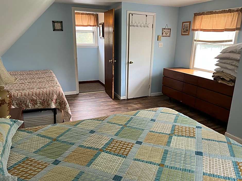 Photo 1 of 24 of 2 Bedroom Cottage