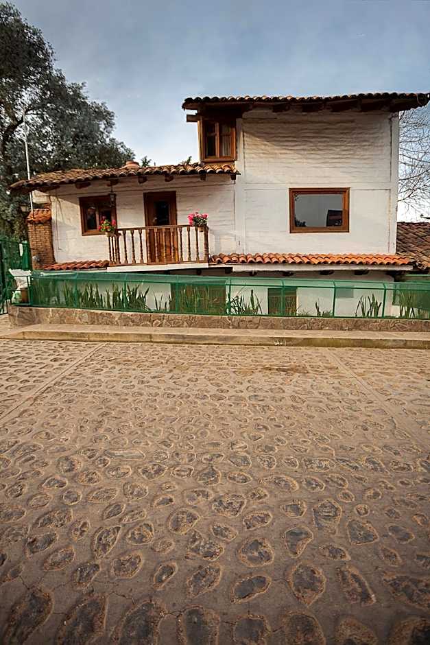 Htl & Villas Las Glorias Mazamitla, céntricas, parking, jardín