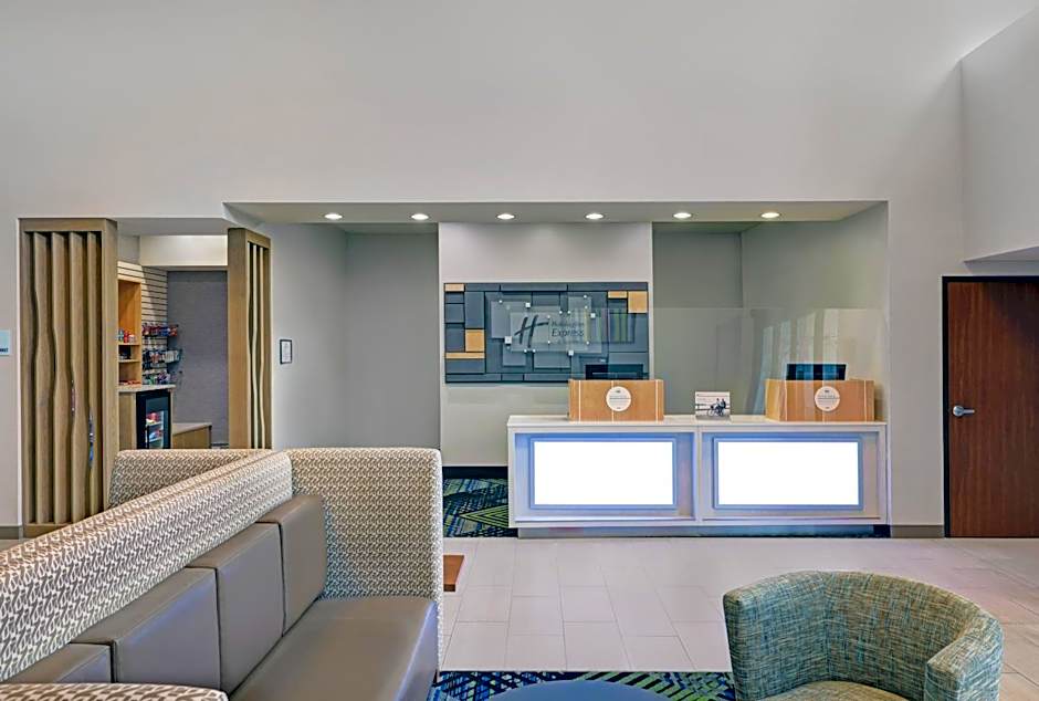 Holiday Inn Express & Suites Newport By IHG