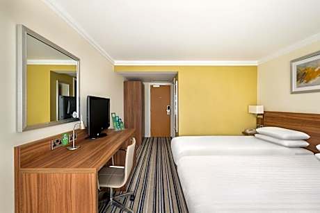 Standard Room with Two Single Beds