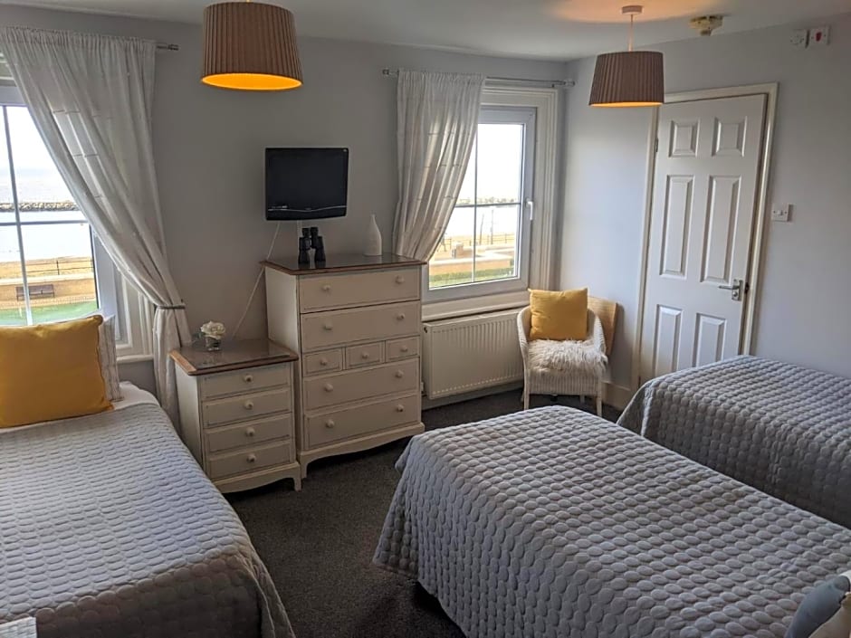 Aqua Bay Guest House