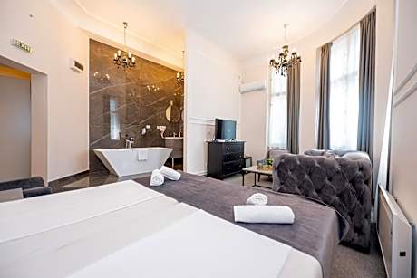 Superior Double Room with City View