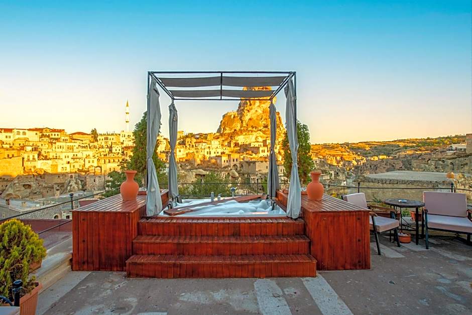 Cappa Via Cave Hotel