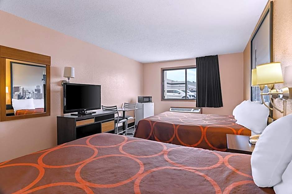 Super 8 by Wyndham Bourbonnais/Kankakee Area