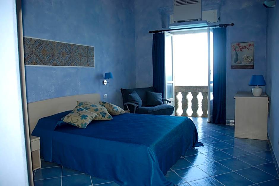 Blu Tropea Maison
