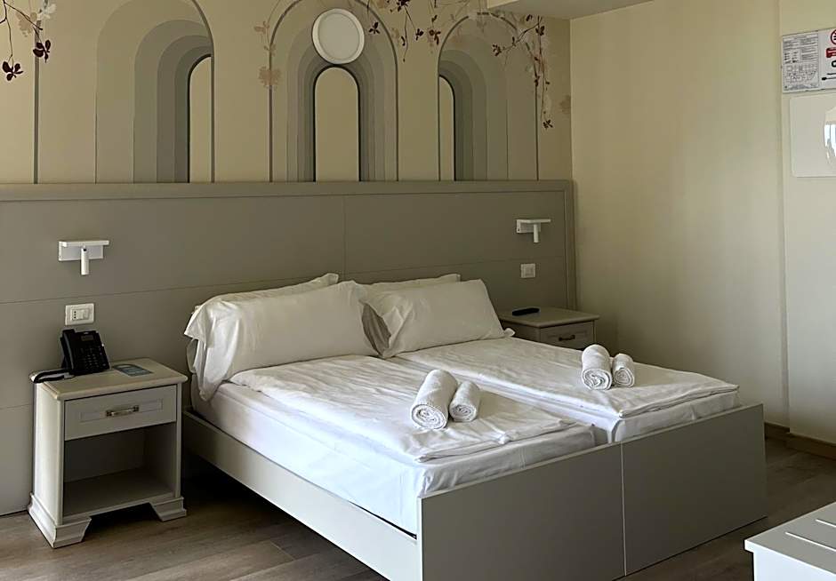 Hotel Garda Bellevue