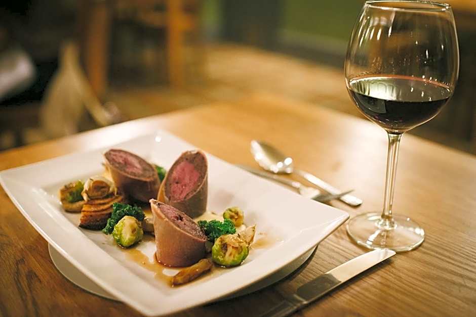 The Powfoot Hotel, Annan