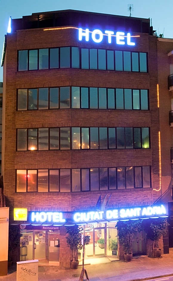 Hotel Ciutat De Sant Adria