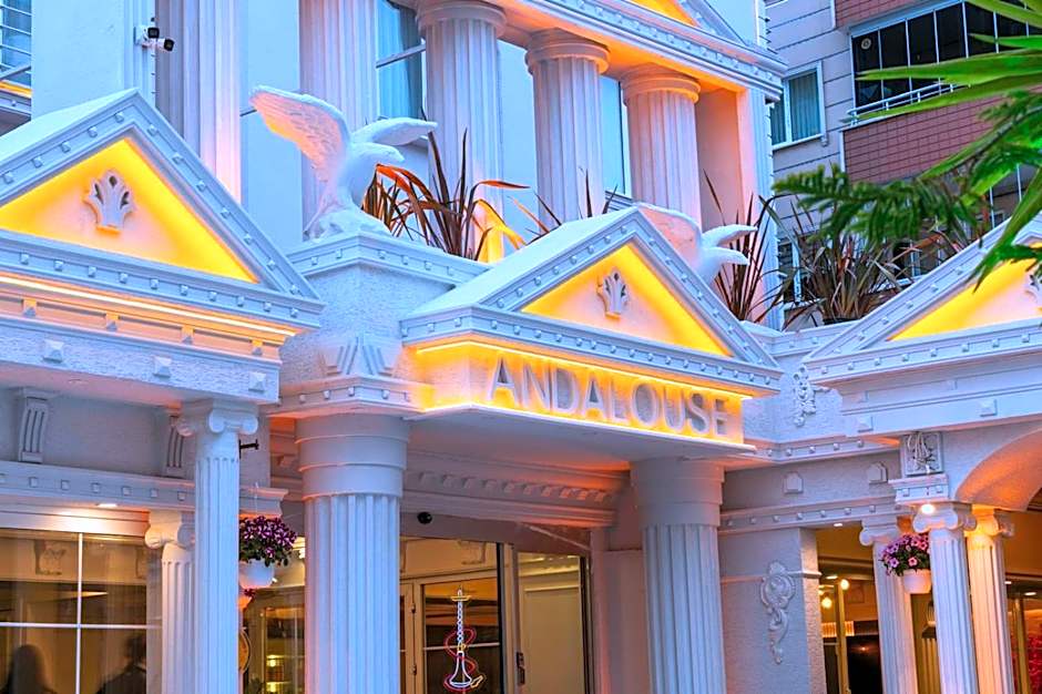 Andalouse Otel