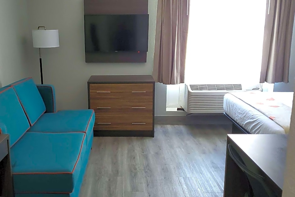 Hawthorn Extended Stay by Wyndham Panama City Beach