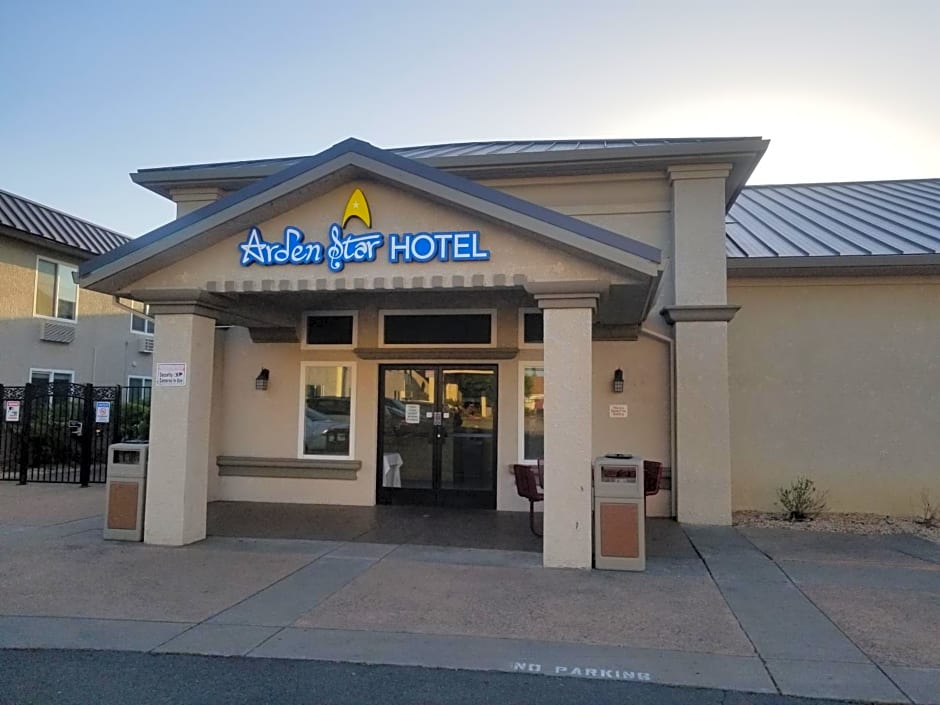 Arden Star Hotel