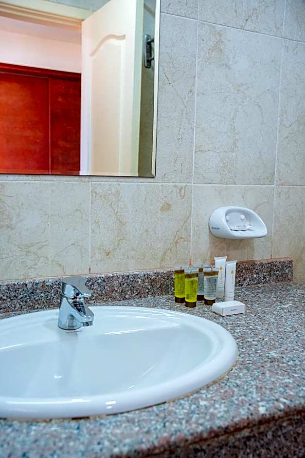 Fanar Hotel