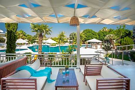 Happy Days Hotel, Adults Only