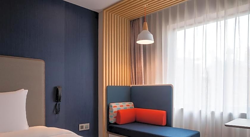 Holiday Inn Express Ningbo City Center By IHG
