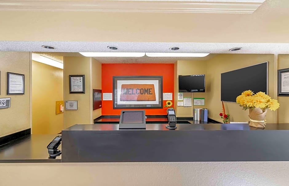 Extended Stay America Select Suites - Tampa - Brandon