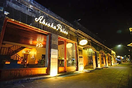 AHISKA PALAS OTEL