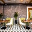 Hotel London