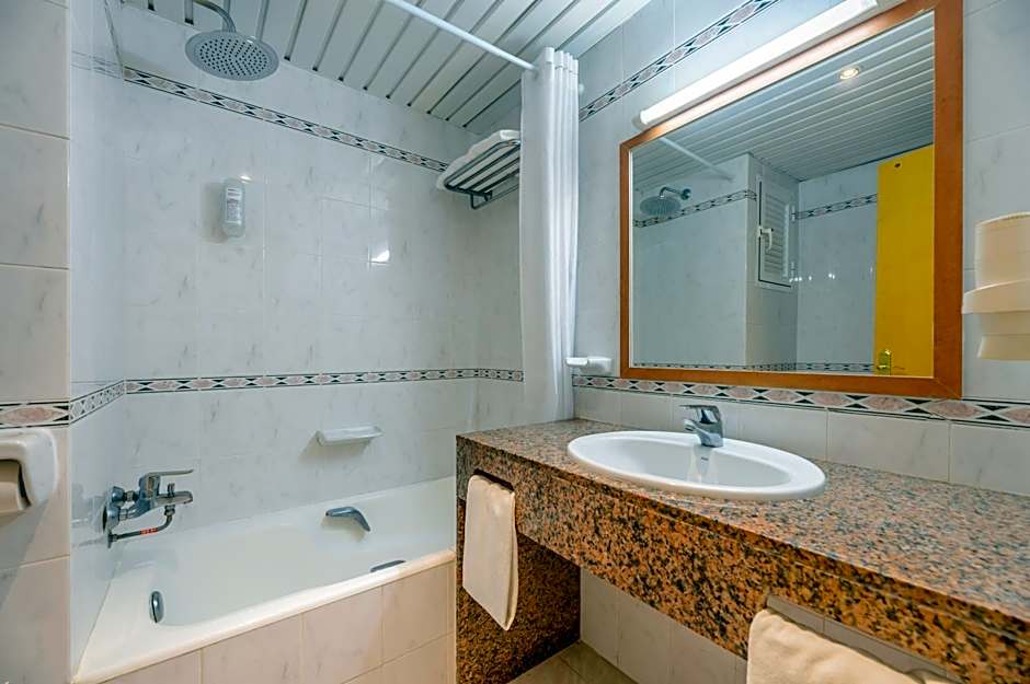 Vibra Mare Nostrum Hotel