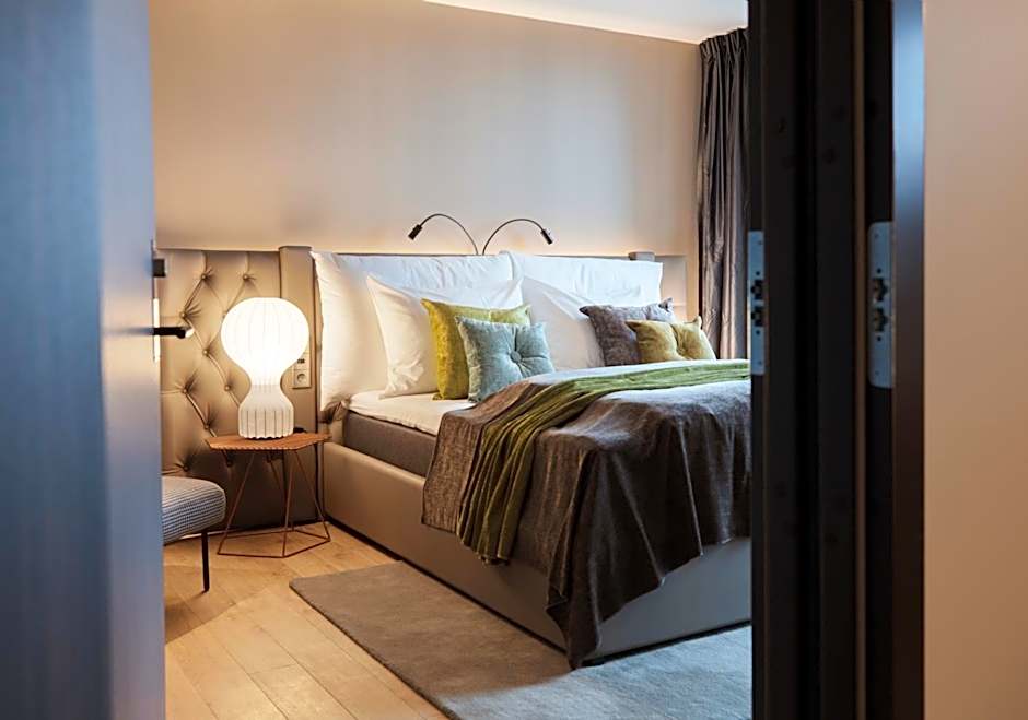 Clarion Hotel The Hub