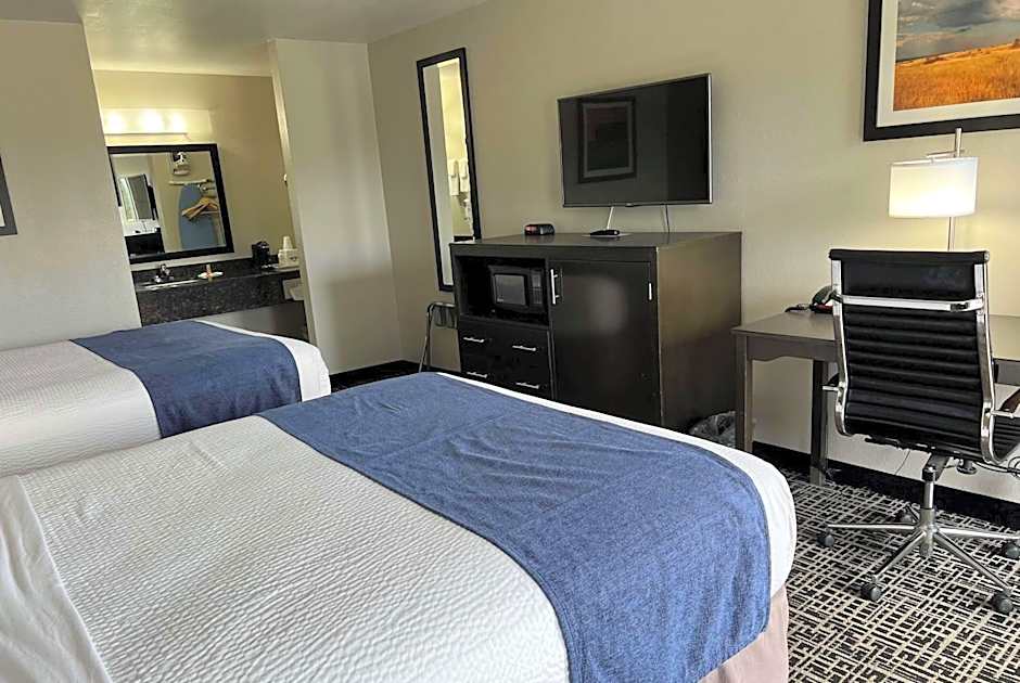 Days Inn by Wyndham Grove