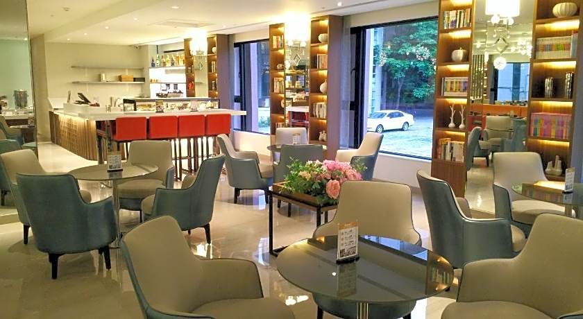 Kaohsiung International Plaza Hotel